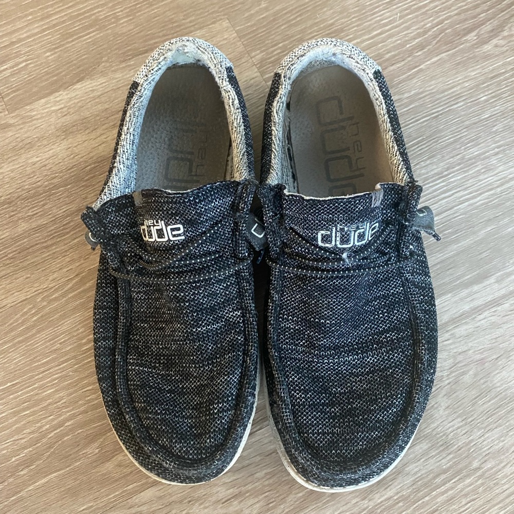 Hey Dude Mens Slip On Shoes Gray/Black Size 9